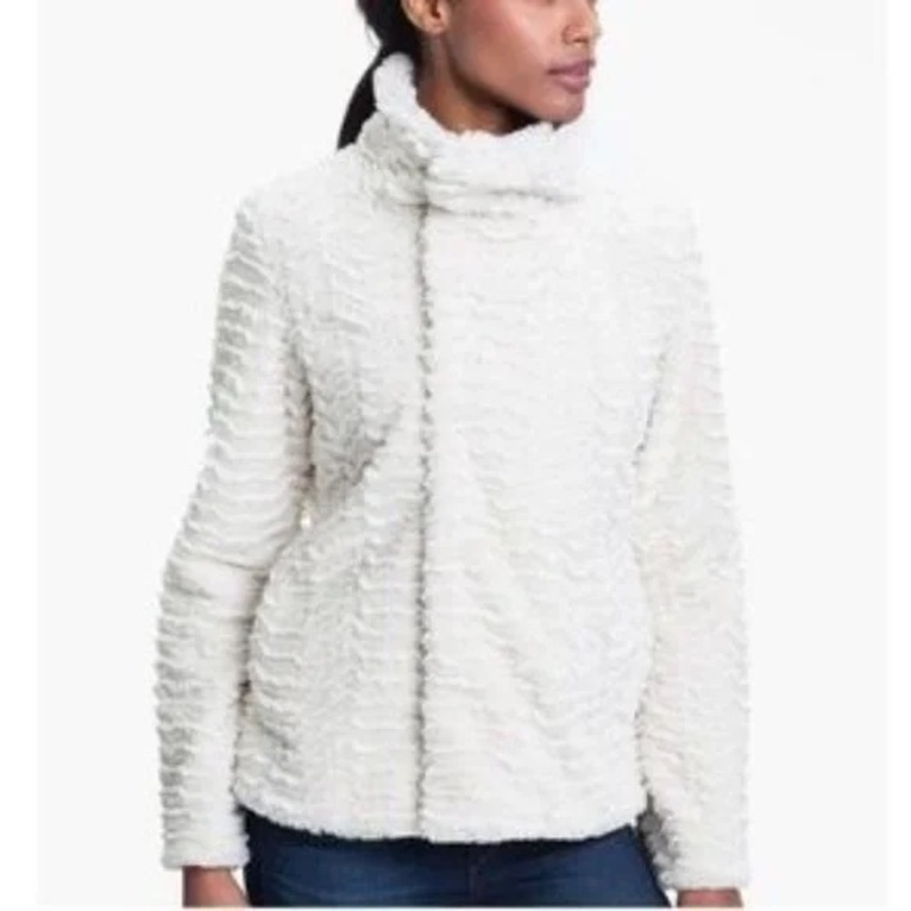 Patagonia Ivory Teddy Fleece Jacket with Stand Collar